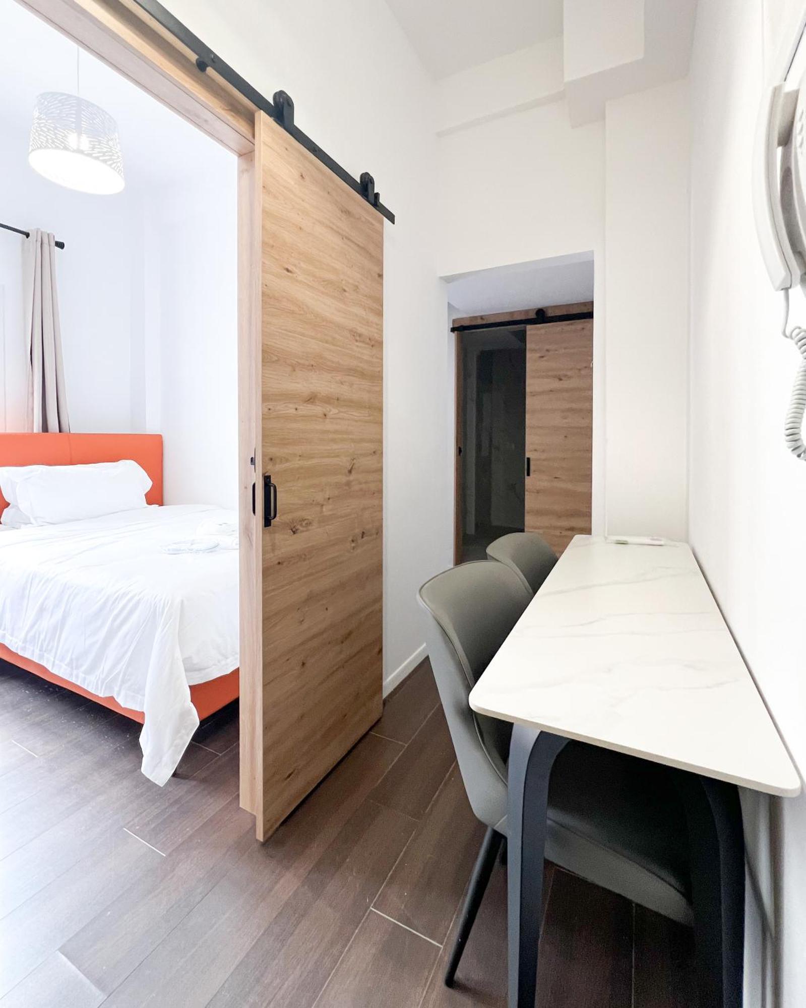 Anhome K11 Serviced Apartments Plus Atene Esterno foto